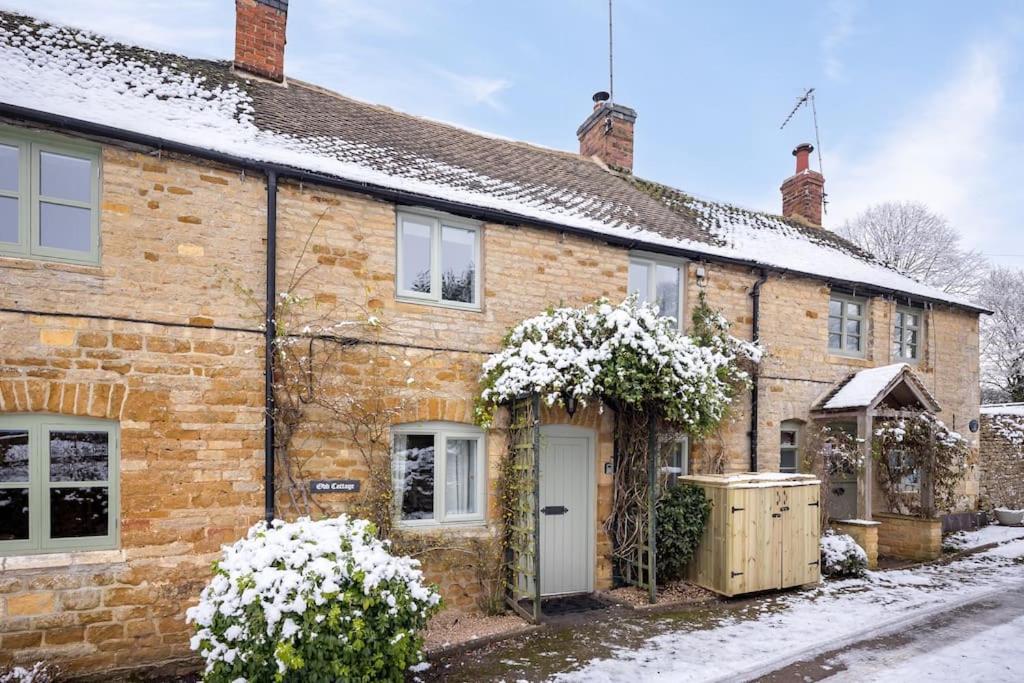 Charming 17Th Century Cotswold Cottage Adlestrop Exterior photo